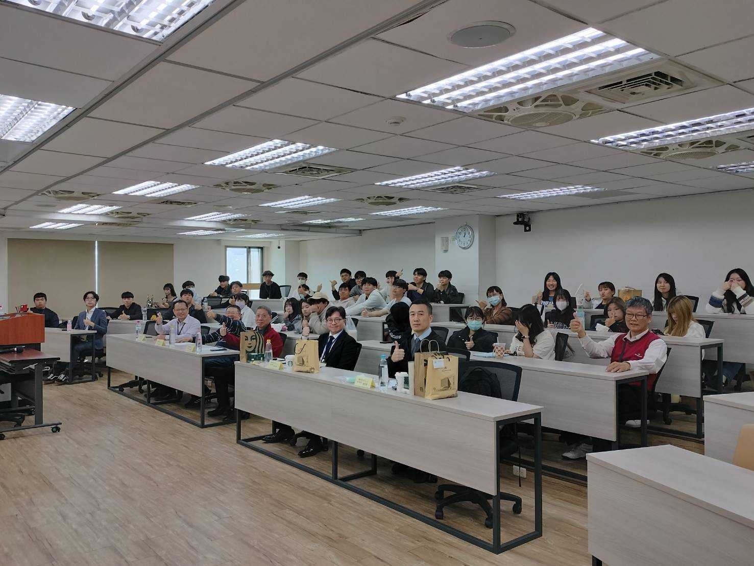 2024國大專院校暨高中職虛擬投資競賽| 南臺科技大學財務金融系